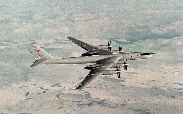 Liên Xô từng có chiếc máy bay ném bom mà đến Mỹ cũng sợ phải bắn hạ: Thế giới kinh ngạc