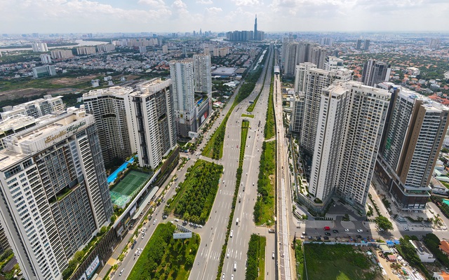 Cao ốc, chung cư vây chặt metro số 1, giao thông khu Đông TP.HCM bắt đầu 'ngạt thở'