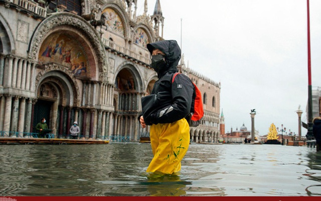 Thành phố Venice lại 'thất thủ' trước triều cường vì... dự báo sai