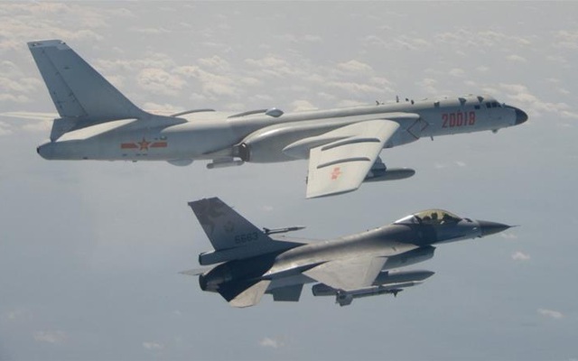 Dàn chiến đấu cơ Su-30 của Trung Quốc bị thách thức bởi đối thủ không ngờ