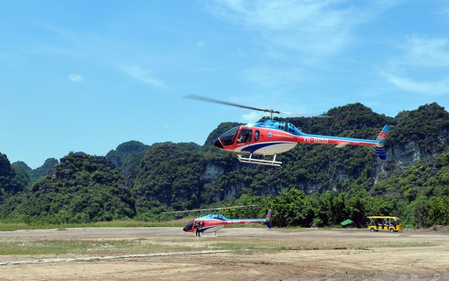 Đi Tràng An bằng máy bay: những vị khách đầu tiên đã được bay thử nghiệm ngắm cố đô trên trực thăng
