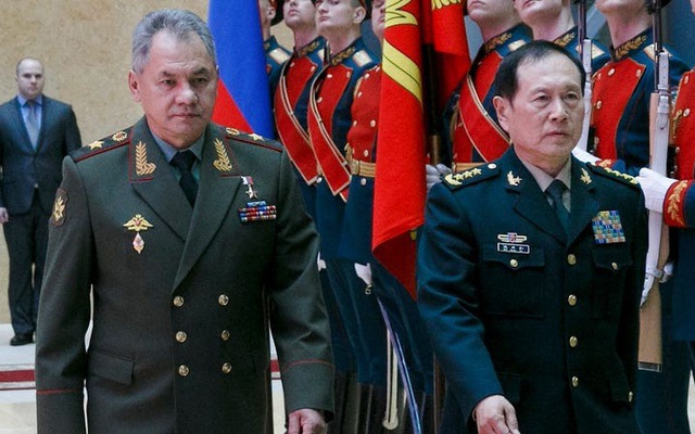 Quan hệ quân sự Nga - Trung: Có qua có lại, có xuống có lên