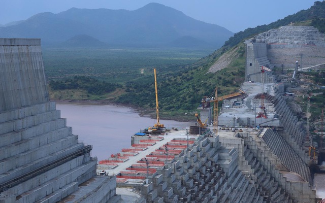 Siêu đập trên sông Nile: Khi Trung Quốc kẹt cứng trong mối bất hòa của "đồng minh"