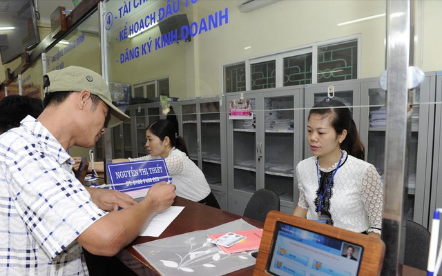 Viettel dọa cắt dịch vụ công: Vì sao Hà Nội khó trả nợ?