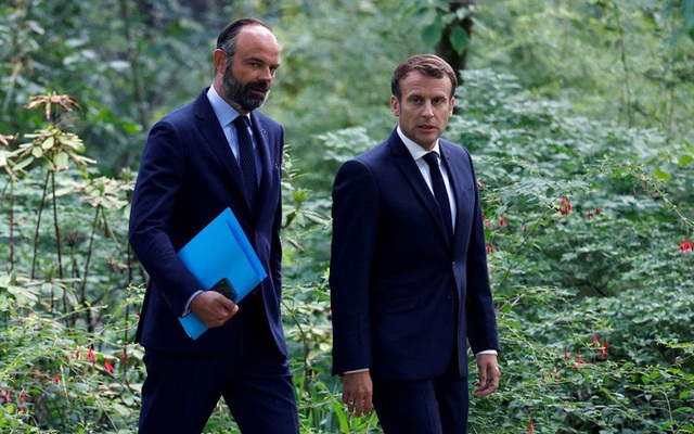 Pháp: Thủ tướng từ chức, dọn đường cho cải tổ nội các