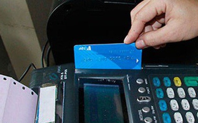 Nợ thẻ tín dụng hơn 6 triệu, 7 năm sau bị đòi gần 60 triệu đồng