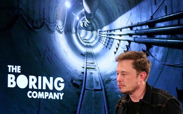 Elon Musk tổ chức cuộc thi 'xem ai đào đường hầm nhanh hơn ốc sên' vào năm tới