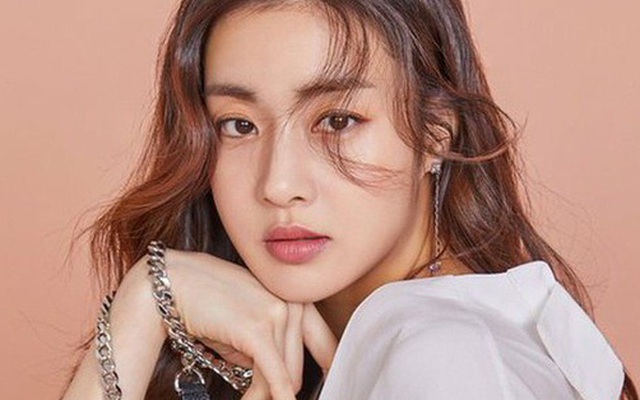 HOT: Kang Sora bất ngờ thông báo kết hôn sau 3 năm chia tay Hyun Bin, nhưng 'người ấy' là ai?