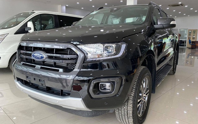 Ford Ranger 2020 giảm kỷ lục gần 100 triệu đồng tại đại lý: Thấp nhất từ trước tới nay