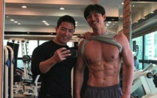 Không thể tin nổi, "ông chú yêu tinh" Gong Yoo 41 tuổi vẫn sở hữu body cuồn cuộn cơ bắp đến thế này