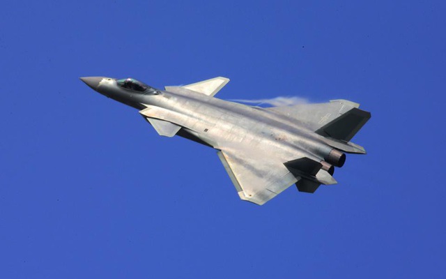 Trung Quốc nói tiêm kích Rafale Ấn Độ ‘không có cửa’ trước J-20