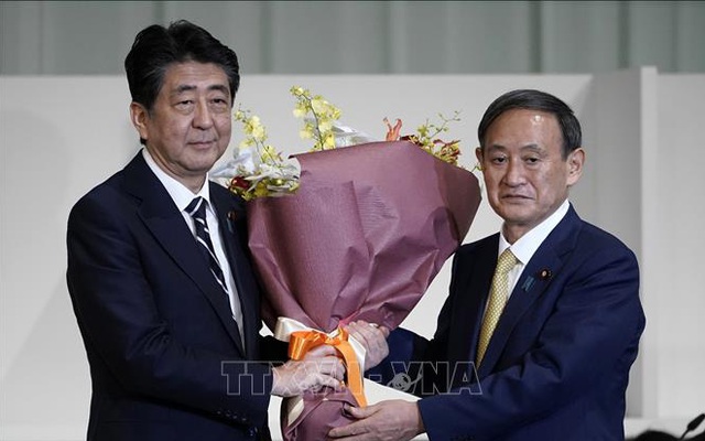 Nội các của Thủ tướng Abe đồng loạt từ chức