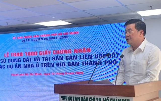 HoREA lên tiếng về việc tổ chức lễ trao 1.000 sổ hồng: Tốn kém ngân sách, không cần thiết!