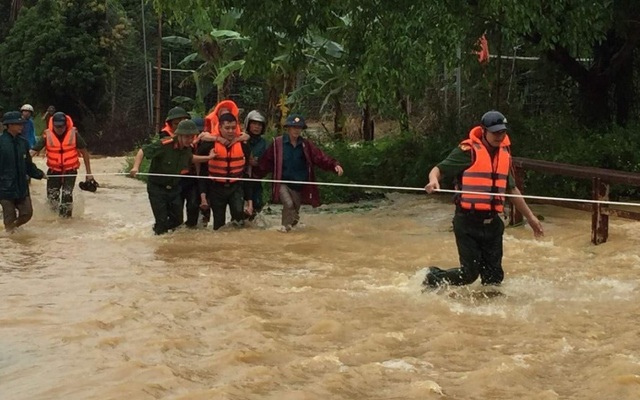 Phú Thọ: Mưa lớn khiến 2 người chết, 7 người bị thương