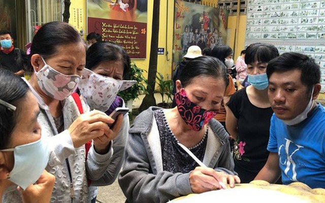 Tiến hành kiểm kê số lượng, thực trạng các hũ cốt thờ tại chùa Kỳ Quang 2