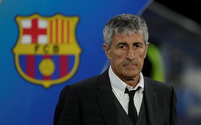 Barcelona bị HLV Quique Setien khởi kiện vì quỵt tiền