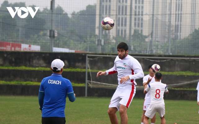 Viettel chiêu mộ cựu tuyển thủ Uzbekistan đá AFC Champions League