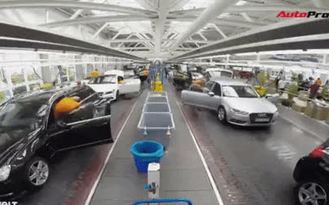 Bên trong Mr. Wash - Tổ hợp rửa xe lớn nhất thế giới, rửa 4.000 xe/ngày, dùng điện một ngày bằng người ta dùng cả năm