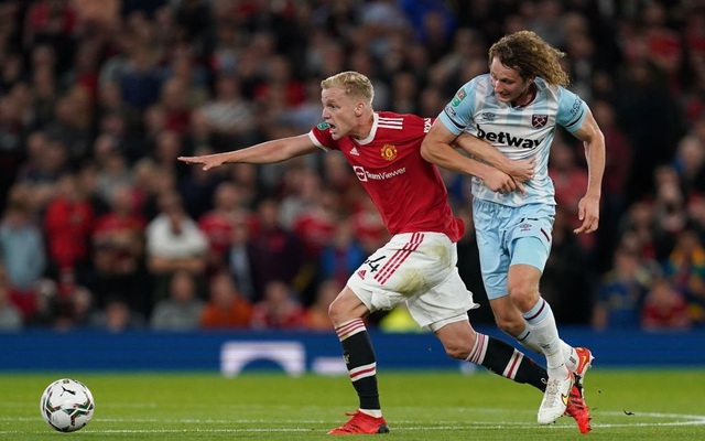 Van De Beek và cơn bĩ cực tại Man Utd