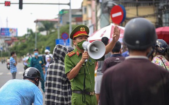 Người vào Hà Nội áp dụng phương pháp chống dịch như thế nào?