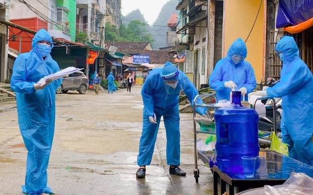 Thái Bình: Phát hiện 21 ca dương tính tại một huyện, họp khẩn với 30 xã và thị trấn