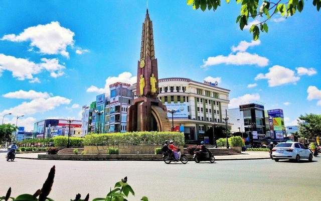 Đề nghị kiểm điểm hàng loạt cán bộ ở Cà Mau