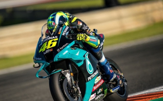 Huyền thoại MotoGP - Valentino Rossi chính thức giải nghệ ở tuổi 42