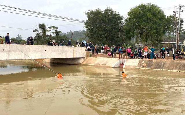 Phát hiện thi thể người phụ nữ trôi sông cách nhà hơn 10km