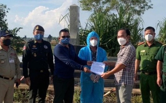 Bắt nghi can tham gia truy sát Quân ‘xa lộ’ đang trốn nã tại Campuchia
