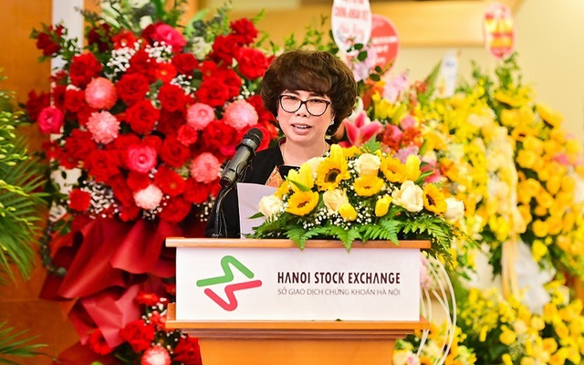 Bà Thái Hương và người thân nắm giữ bao nhiêu cổ phiếu Bac A Bank?