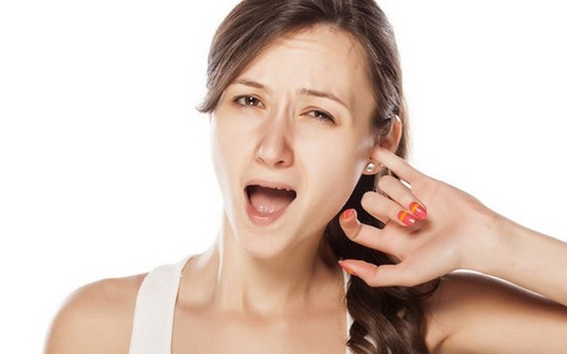 Ngứa tai liên tục là bệnh gì?
