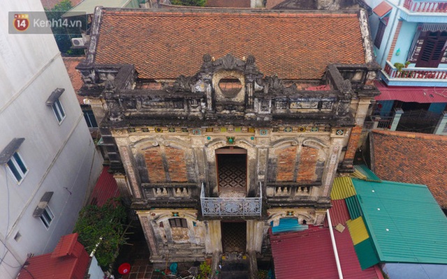 Cận cảnh biệt thự Pháp cổ hơn 100 năm của ''đại gia làng miến'' nức tiếng một thời ở Hà Nội