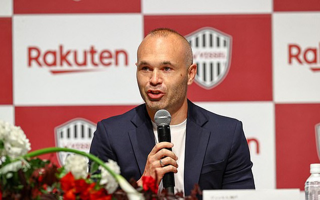 37 tuổi, Iniesta vẫn ký hợp đồng mới với CLB Nhật Bản