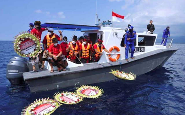 Ba tàu Trung Quốc đến Indonesia giúp vớt xác tàu ngầm đắm