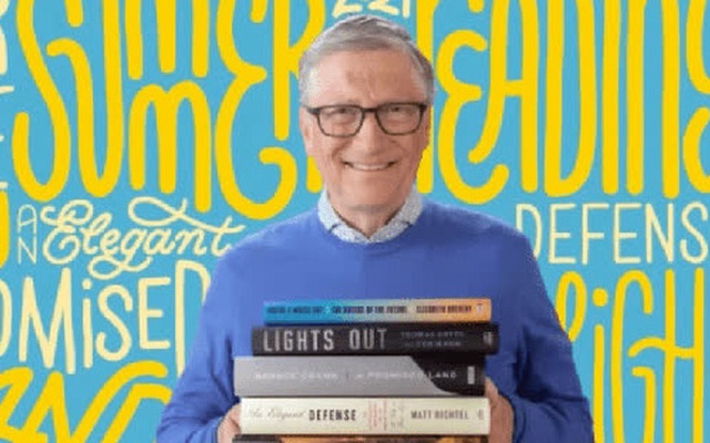Mặc lùm xùm tình ái, Bill Gates vẫn duy trì thói quen tiết lộ 5 cuốn sách đáng đọc nhất mùa hè 2021: Hình tượng có thể bỏ chứ riêng đọc sách thì không