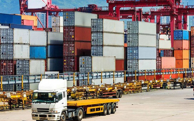 Nghịch lý: Giá container tăng gấp 5, gấp 10 làm nhiều ngành rơi vào khốn đốn, nhưng chỉ hãng tàu ngoại hưởng lợi, doanh nghiệp logistics Việt vẫn lao đao