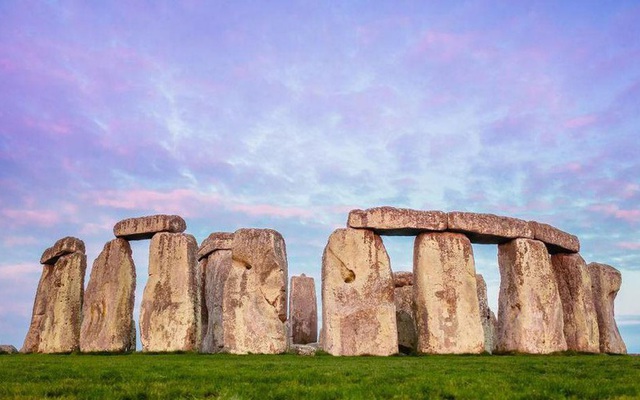 Bí ẩn trận đồ đá tảng Stonehenge