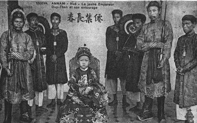 5 hoàng đế nhà Nguyễn nối nhau ngồi ngai vàng chỉ 5 năm