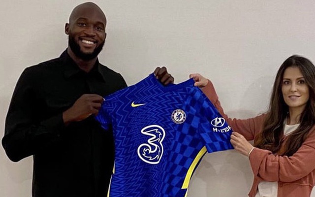 CHÍNH THỨC: Lukaku quay lại Chelsea với giá kỷ lục CLB