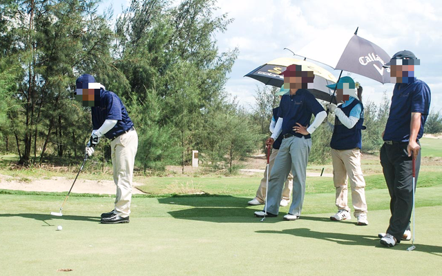 Vụ giám đốc sở và cục phó chơi golf khi giãn cách xã hội: Tạm đình chỉ nữ GĐ Trung tâm xúc tiến du lịch