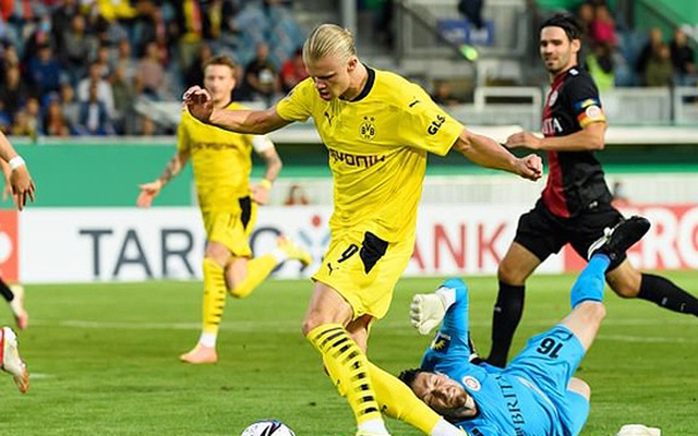 Wiesbaden 0-3 Dortmund: Không thể cản nổi Haaland