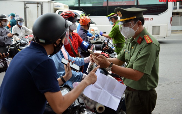 Công an TP.HCM: Chưa xác định được 30 F0 đi ngoài đường đã là F0 vào lúc nào