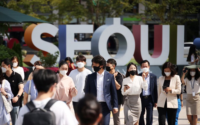 Số ca COVID-19 ở Hàn Quốc tăng vọt lên mức kỷ lục sau Trung thu