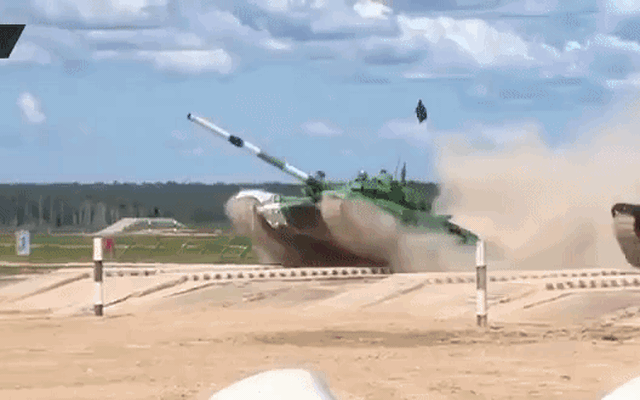 Chung kết Tank Biathlon 2021: Đối đầu nghẹt thở, đỉnh cao của đua xe tăng "công thức 1" - Kyrgystan vô địch Bảng 2