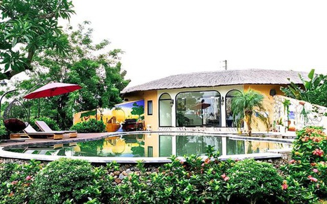 Mê mẩn với nhà mái lá có bể bơi và sân golf ở ngoại thành Hà Nội