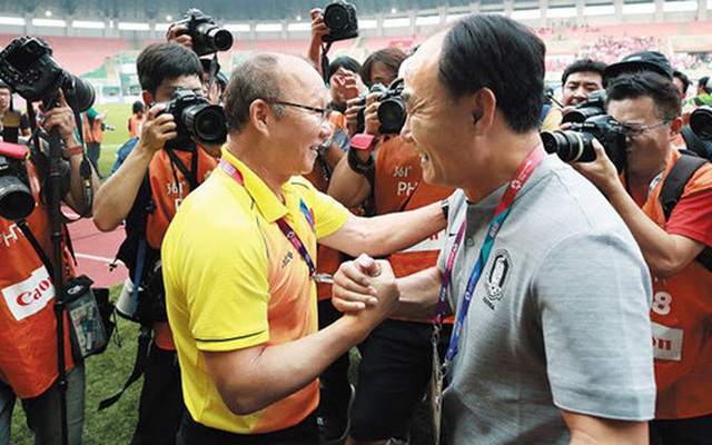 Tân HLV tuyển Malaysia sẽ là người Hàn Quốc: Thêm 1 đối thủ cũ của HLV Park Hang-seo đến Đông Nam Á?
