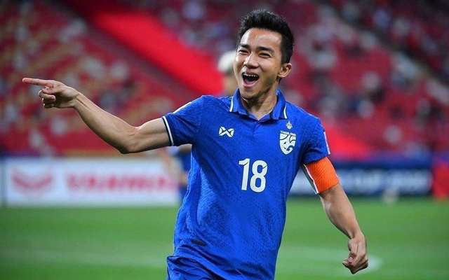 'Messi Thái Lan' tạo nên cơn sốt bất ngờ ở đội bóng số 1 Nhật Bản