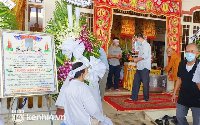 Quặn lòng đám tang của người cha bị chính con gái ruột đầu độc: “Cha nó cái gì cũng lo, thương nó vậy mà..."