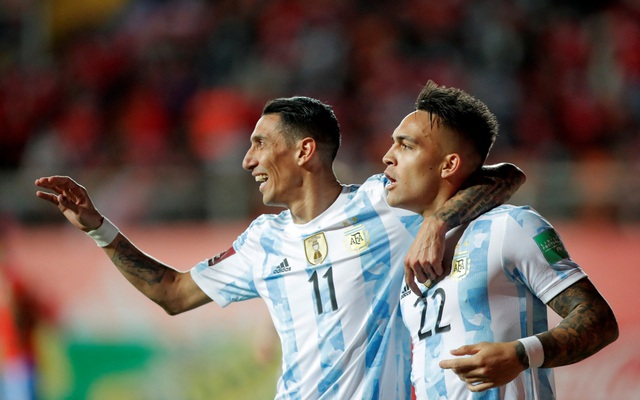 Di Maria lập siêu phẩm, Argentina thắng Chile trong ngày vắng Messi