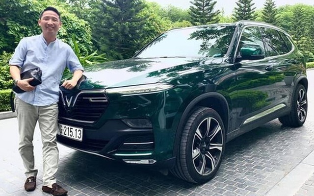 Vừa đăng bán VinFast Lux không lâu, cựu chủ tịch Rolls-Royce Việt Nam bất ngờ muốn ngưng giao dịch vì lý do này
